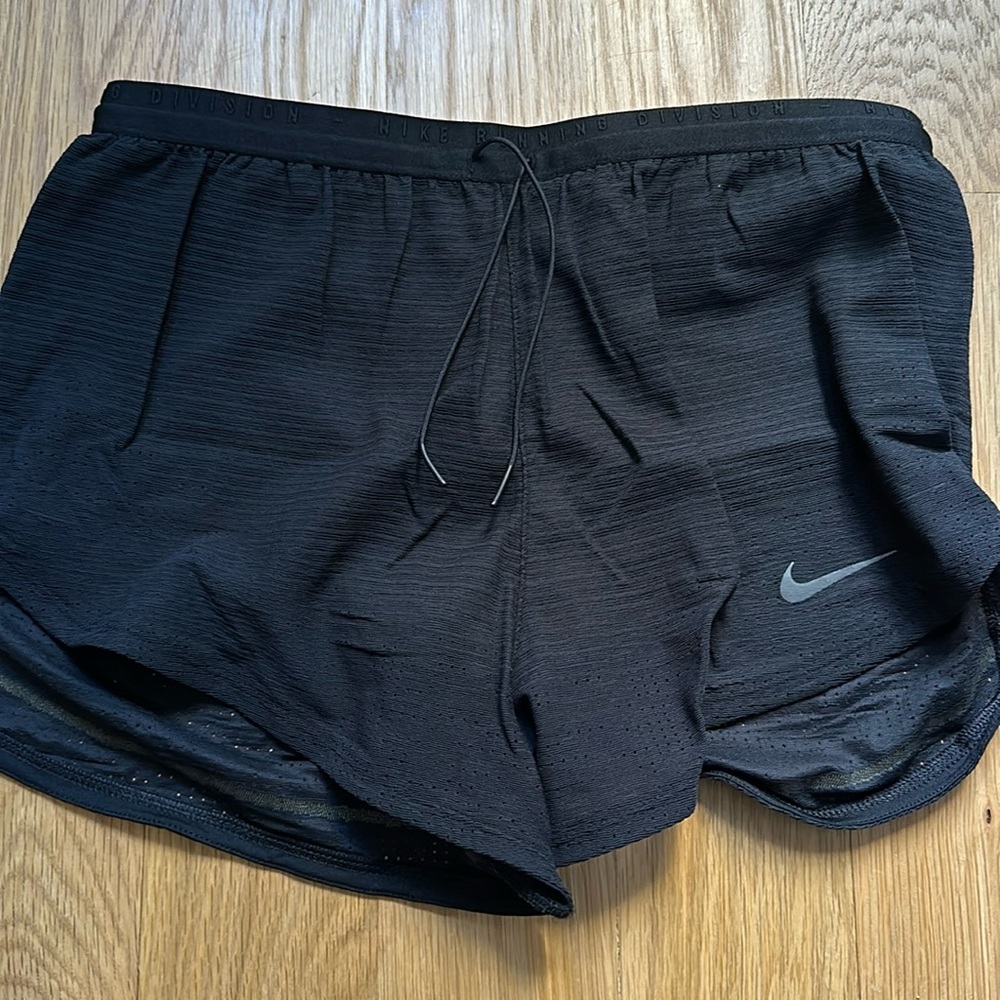 Nike Running Division Pinnacle Shorts 3” 2 in 1